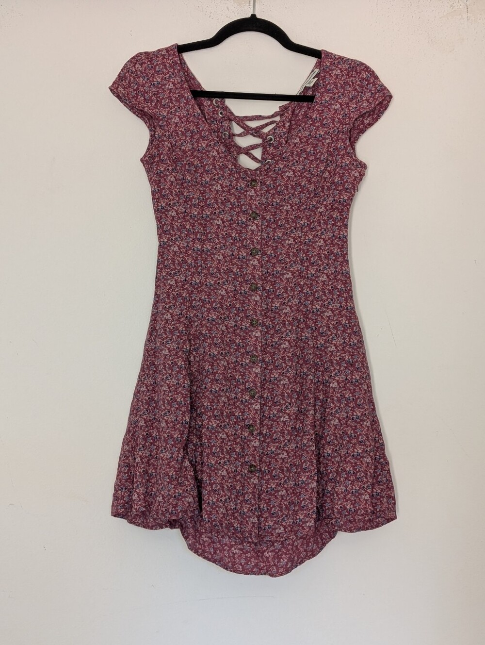 American Eagle Outfitters Mauve Floral Lace-Up Button Dress